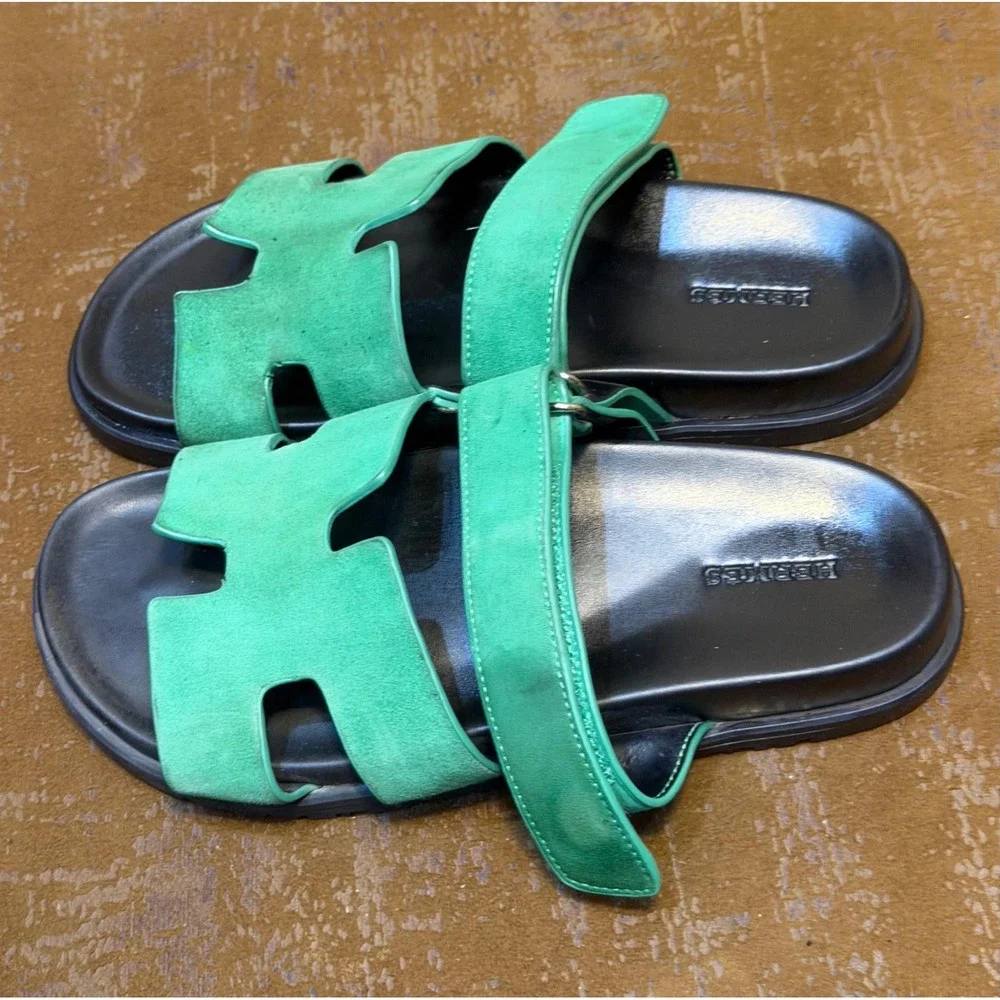 Hermes Chypre Sandals Green Suede Leather H Strap Slides Made in Italy